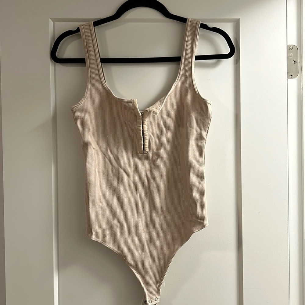 Abercrombie paperclip bodysuit